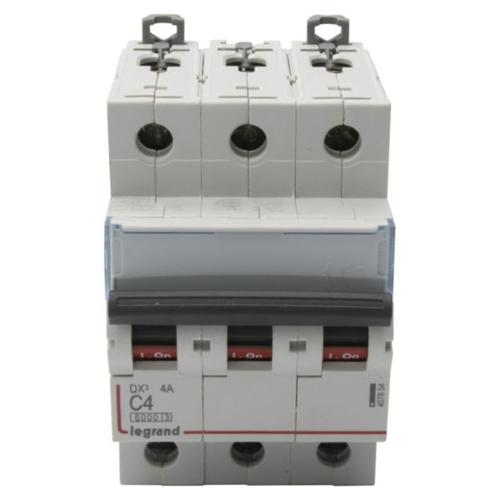 407854  Interruptor Automático Riel 3P 4A 400VAC Curva