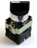 Selector Metálico Manilla Corta CHINT NP2‑BD33 3 Posiciones (1‑0‑2) 2 NA – Código 2508122CH