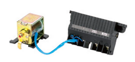 Relé de Mínima Tensión CHINT S.H.R 230V AC para Interruptores NM1-225/250 – Código 072102325CH