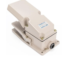 Pedalera Simple CHINT YBLT‑4 IP31 1 NA+1 NC 3 A 220/380 VAC – Código 25120771CH