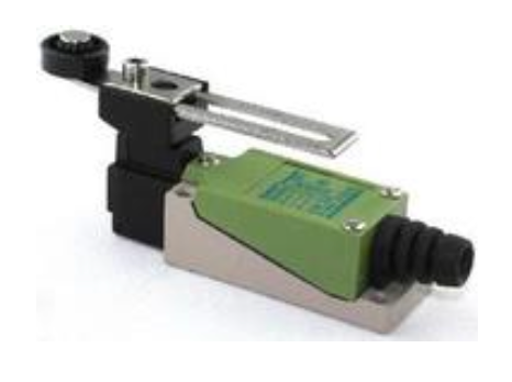 Final de Carrera de Fibra CHINT YBLX‑ME/8108, Brazo Ajustable con Roldana Nylon – Código 57012411CH